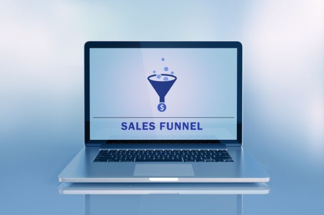 Sales Funnel erstellen mit Laura Güvener